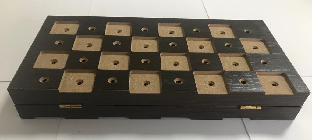 Kabartma%20Satranç%20Takımı%20Ahşap