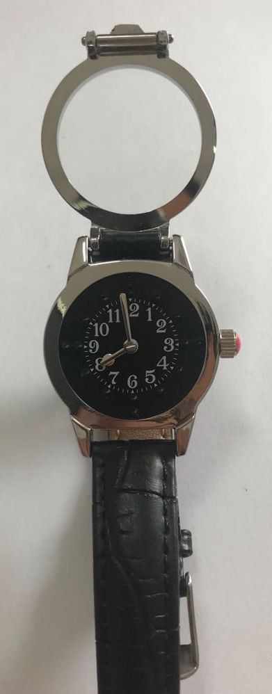 Bayan%20Kabartma%20Saat%20-%20Siyah%20Kadran/Siyah%20Deri%20Kordon