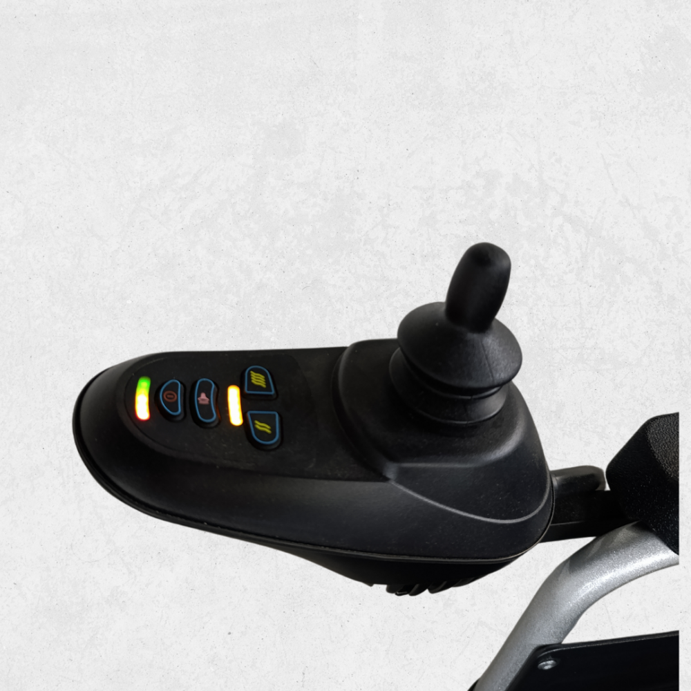 Poylin%20P200E-2024%20Katlanabilir%20Akülü%20Tekerlekli%20Sandalye