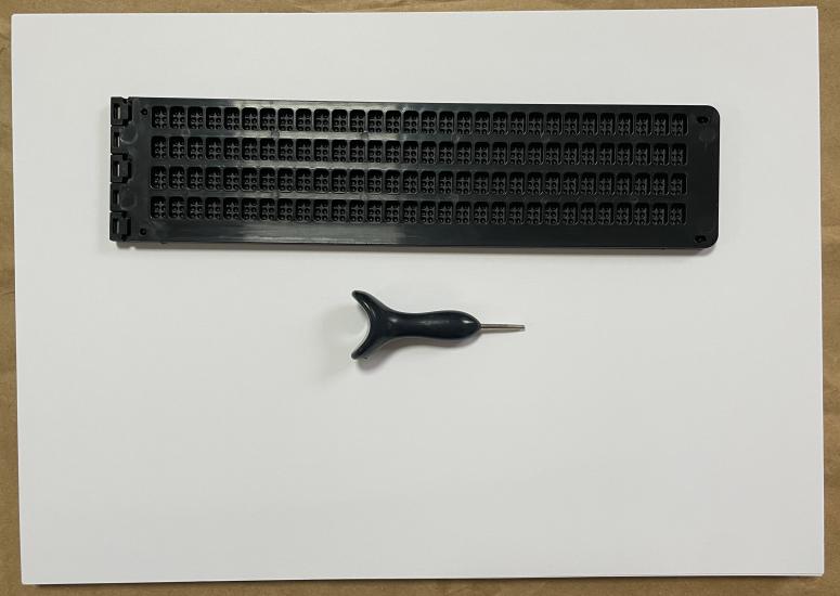 Braille Yazı Seti -1 (4 Satır Tablet-Kalem-50 Adet Kağıt)