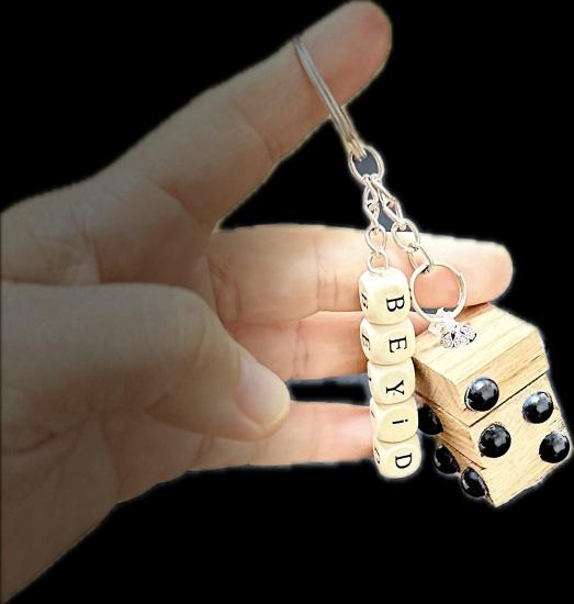 BRAILLE ÖĞRETİCİ AHŞAP ANAHTARLIK