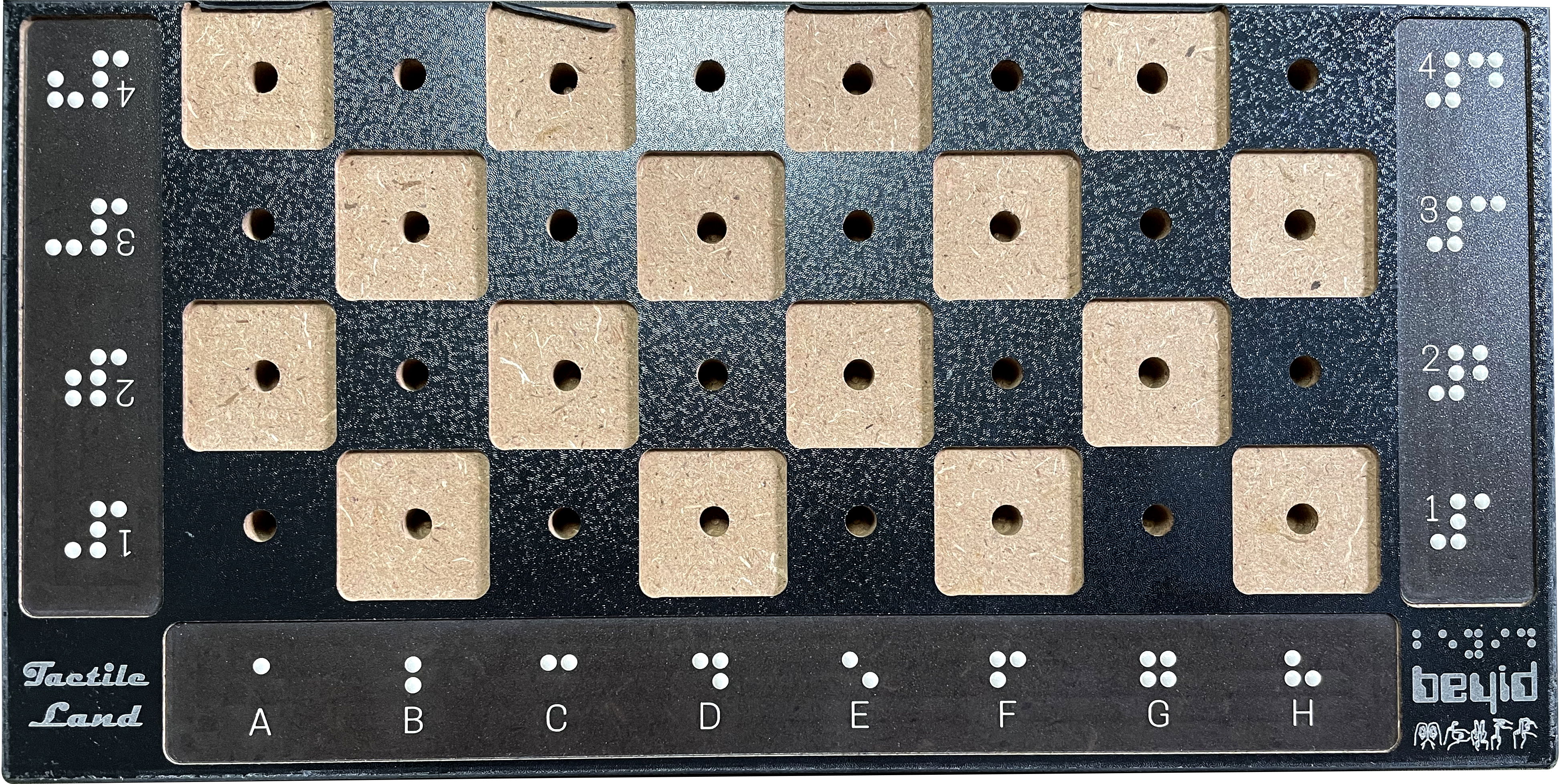 TACTILELAND%20BÜYÜKBOY%20KABARTMA%20SATRANÇ%20TAKIMI